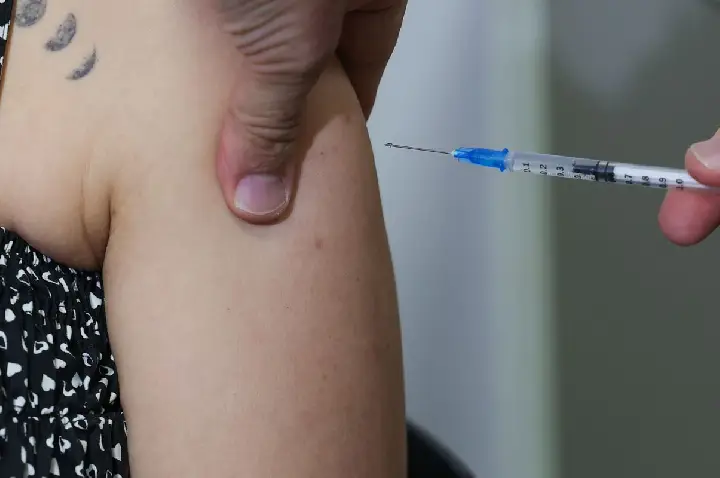 Anvisa indica vacina contra o HPV para prevenir mais tipos de câncer