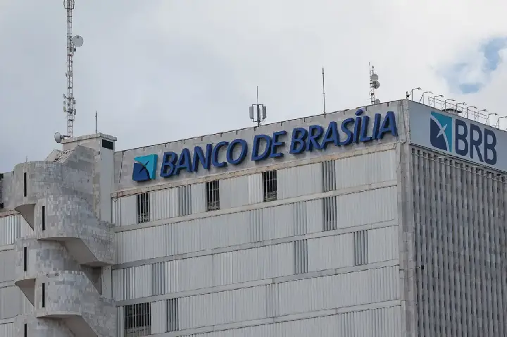 BRB diz ter encontrado “achados relevantes” sobre caso do Banco Master