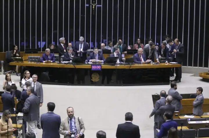 Congresso Nacional analisa 90 vetos presidenciais em sessão conjunta nesta quinta-feira