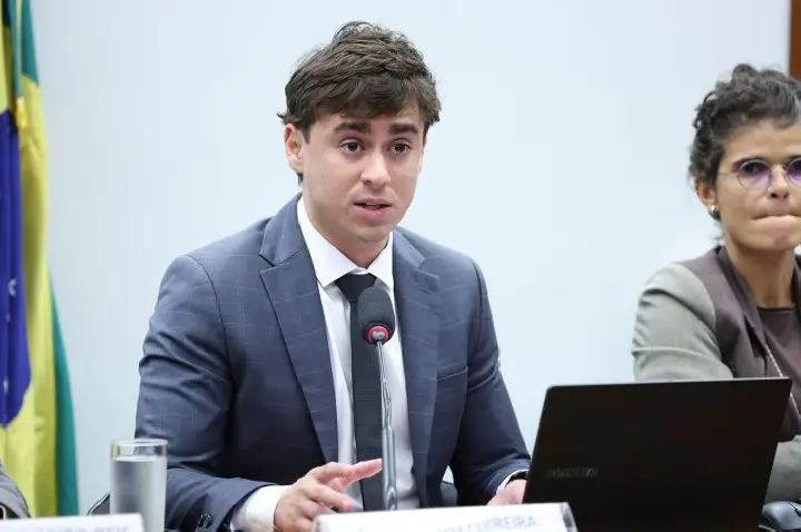 Conheça os dez deputados com maior votação proporcional em seus estados; PL lidera a lista