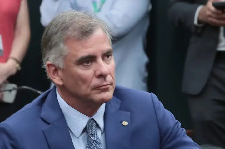 Leur Lomanto Júnior é eleito presidente da Comissão de Constituição e Justiça da Câmara