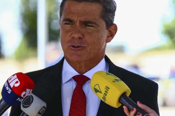 Moraes pede ao Exército manifesto sobre visita íntima a general preso