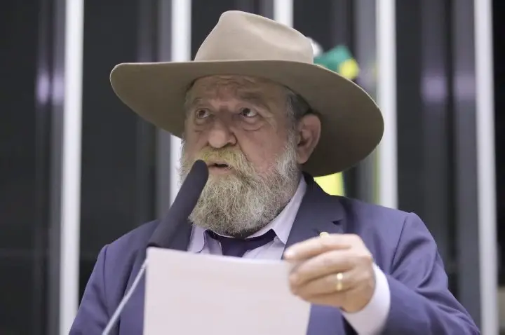 Projeto agrava pena em caso de crime cometido por motorista de transporte privado