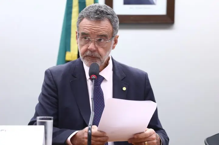 Projeto estabelece regras para propostas legislativas de saque do FGTS