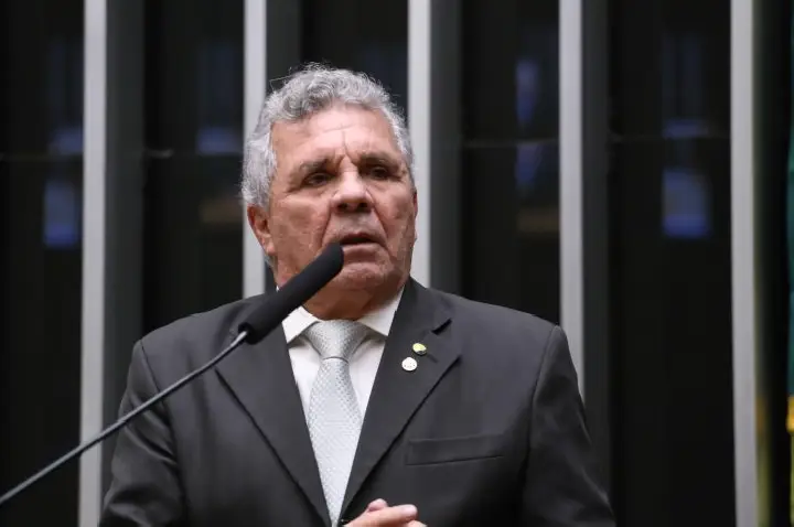 Projeto prevê controle do Congresso sobre contas da Itaipu Binacional