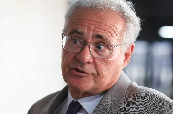 Senado instala comissão para apurar fraudes do Banco Master