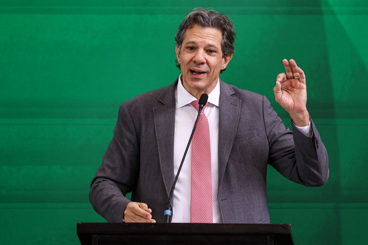 Haddad diz que governo deverá registrar menor inflação da história