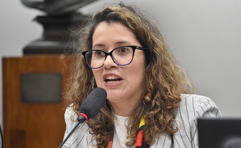 Comissão aprova aumento de dedução no Imposto de Renda para patrocínio cultural em região atingida por desastre