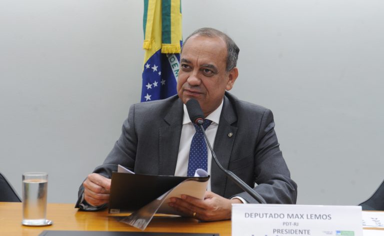 Max Lemos é eleito presidente da Comissão de Trabalho